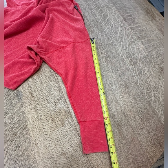 We The Free Washed Red Boatneck Dolman Sleeve Nikala Sweatshirt medium - Picture 14 of 16